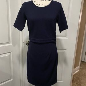 Motherhood Maternity Lift Up Zipper/Nursing